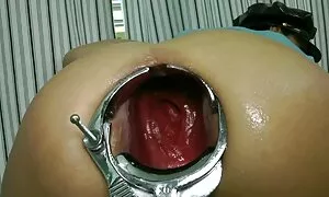 ماں کی مقعد کی مٹھی  ...