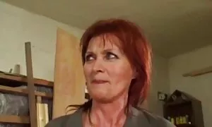 سرخ بالوں والی نانی  ...