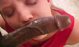 ایمی دیکھتی ہے کہ اس ...